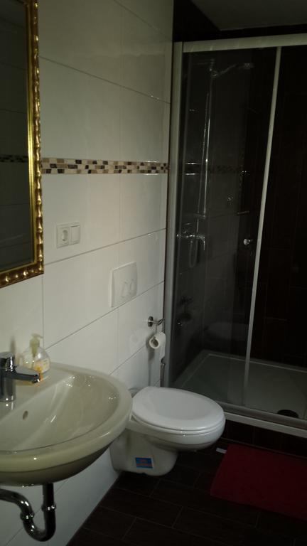 Hotel La Terrazza Wetzlar Zimmer foto